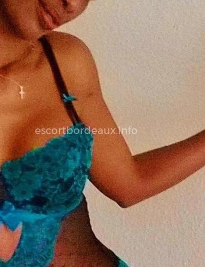 Escort belle chicblack de passage ds votre ville - Photo 1 №2410